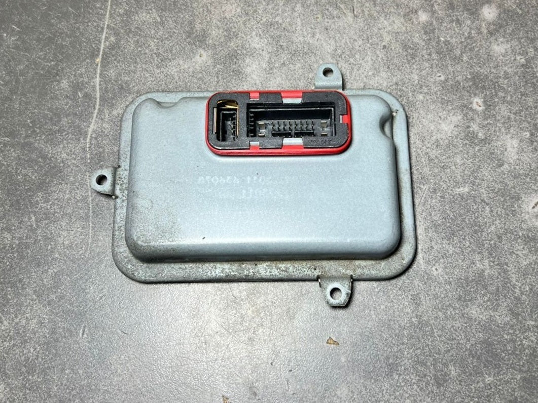 Mercedes W218 CLS Xenon Light Headlight Control Module Unit A218 9001902 OEM