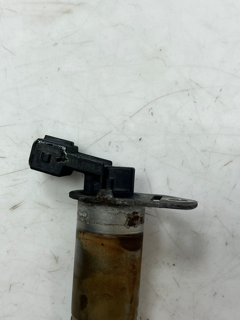 BMW F30 F32 F33 F20 F21 F10 F06 G12 F25 Variable Valve Timing Solenoid 8605123