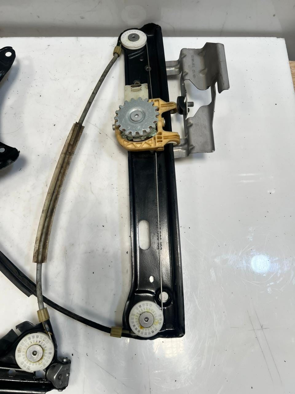 2013-2018 BMW 650i GT F07 6' F06 Rear Right Door Window Regulator 7275400 OEM