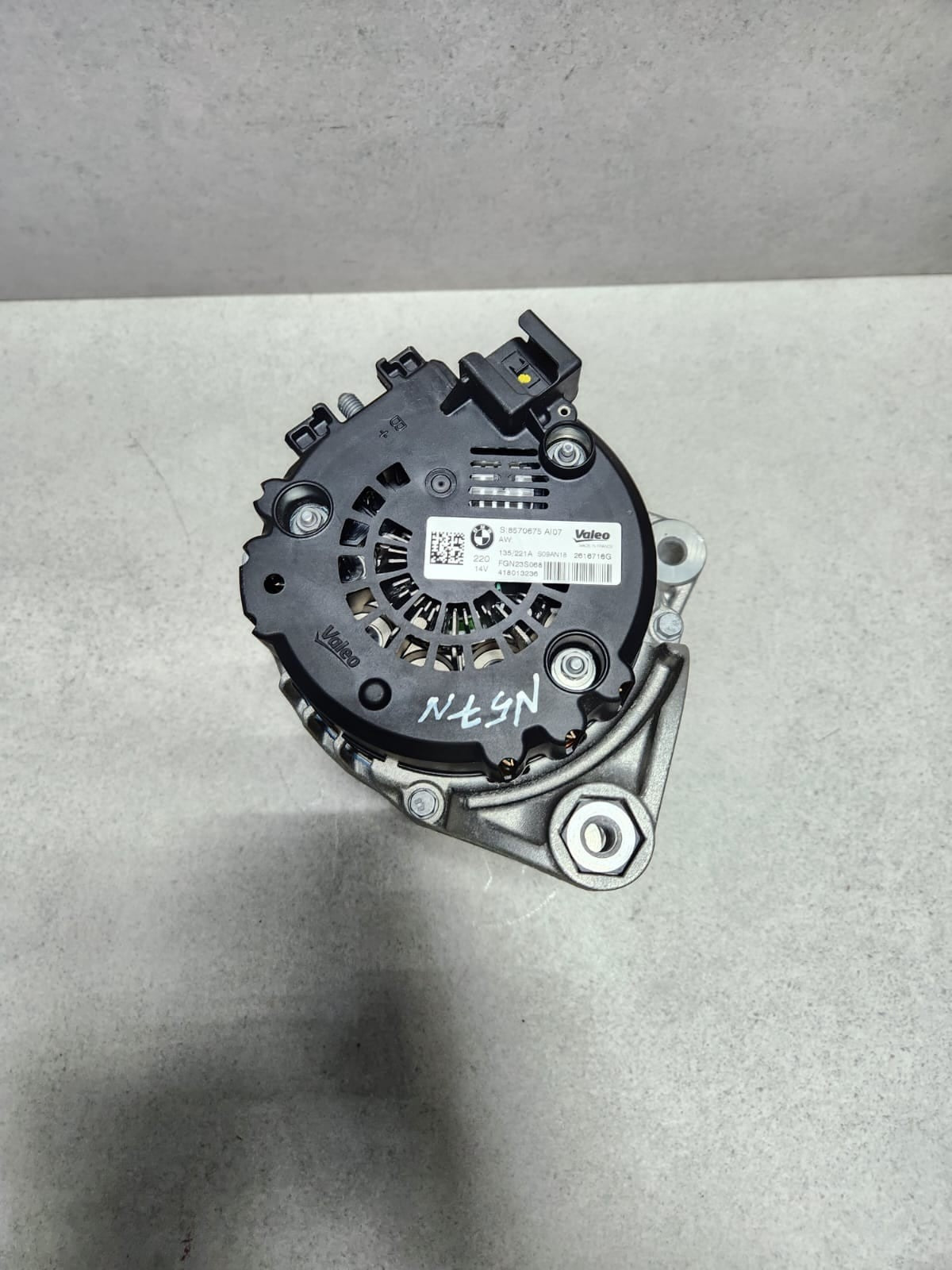 2015-2019 BMW X6 Alternator 8570675 X5 F15 and X6 F16 N57 DIESEL 