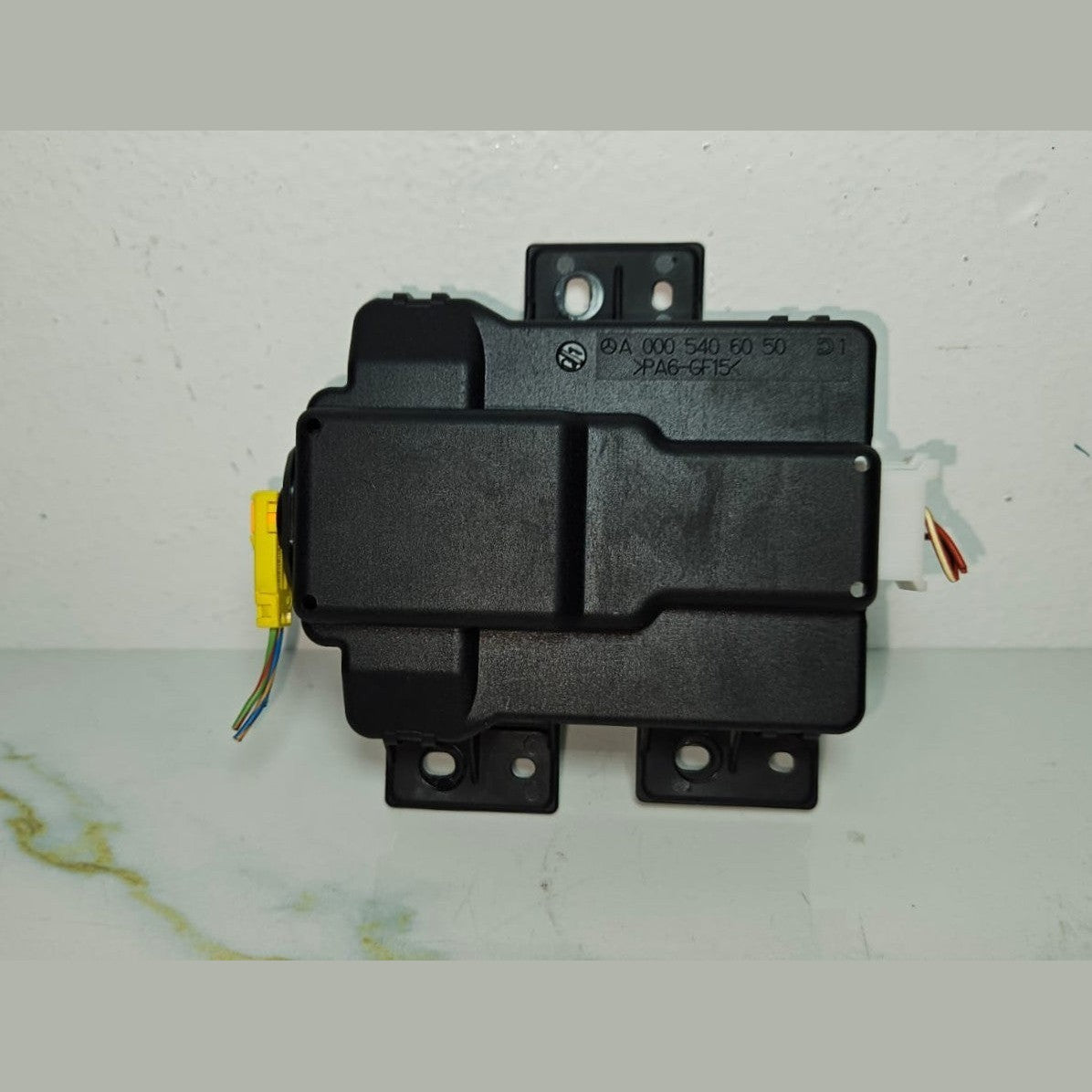 10-14 Mercedes W212 E400 E-Class Hybrid Fuse Box Control Module A000 5406050 OEM