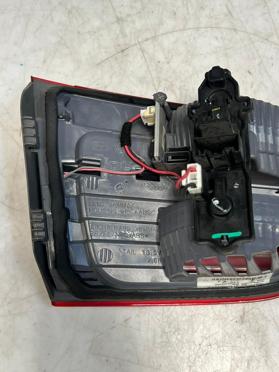 2010-2017 BMW X3 F25 LED LAMP Rear Light Right SIDE TRUNK LID TAILGATE 7217314 