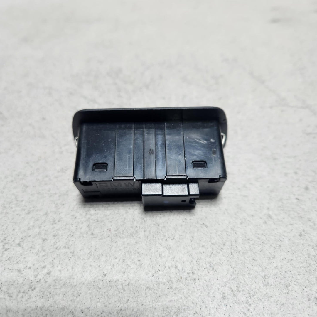 BMW Trunk Switch Pwr Lock Unlock Control Abs 9275121 F10 F11 F31 X5 F15