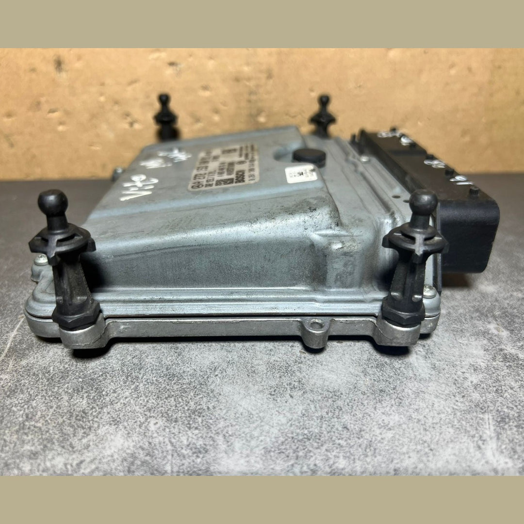 08-10 Mercedes Vito V-Class Engine Control Module Unit ECM ECU A272 1538091 OEM