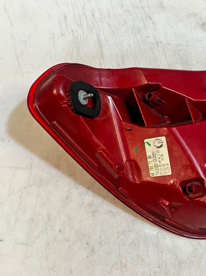 2009-2012 BMW 7 Series F01 F02 750i N63 Right SIDE Tail Light 7182202 LHD OEM