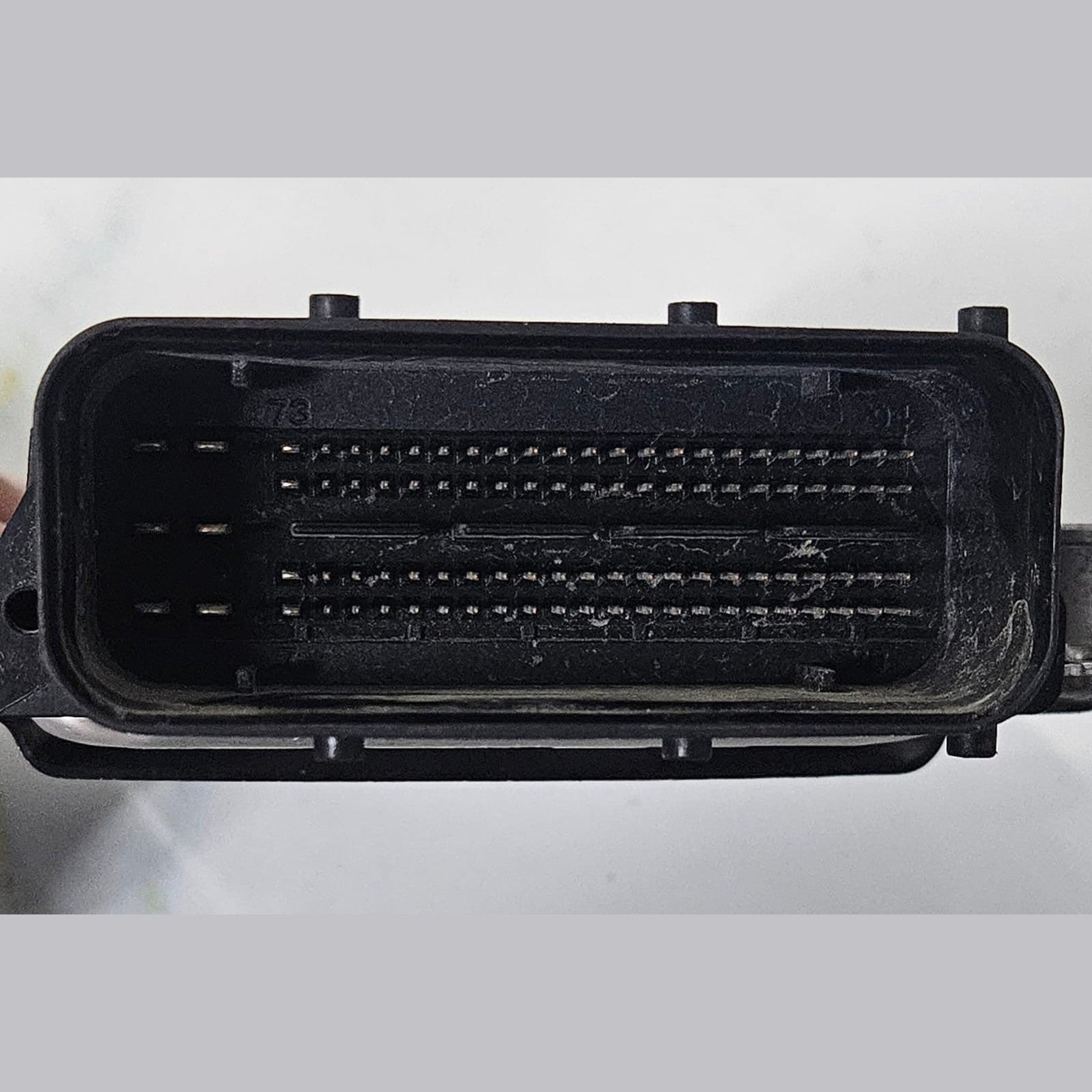 OEM BMW F07 GT 530D DEF PUMP EMISSION CONTROL  MODULE 7377299