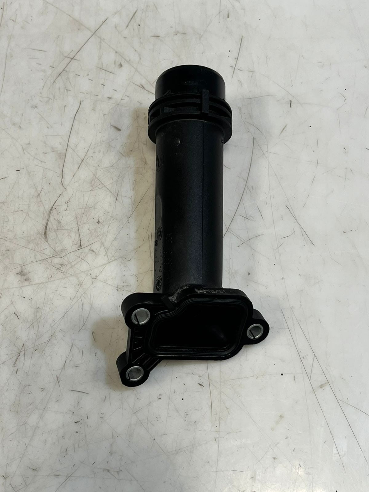 BMW 2' E91 F22 X1 E84 E90 Engine Coolant Water Pipe Hose Cylinder Head 7810707
