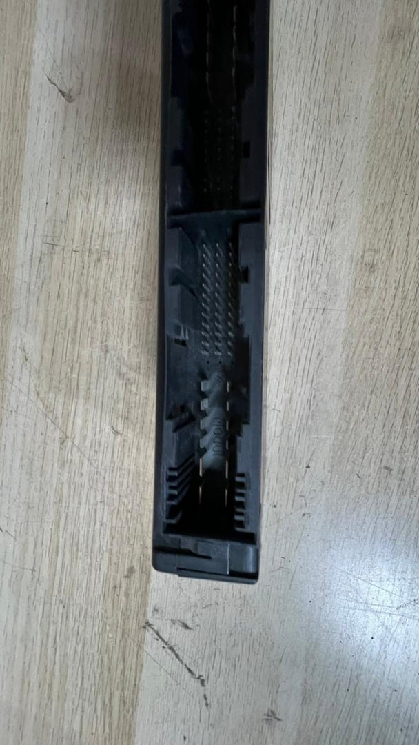 BMW Body Gateway Control Module 9167202 E60 E61 E63 E64 models.