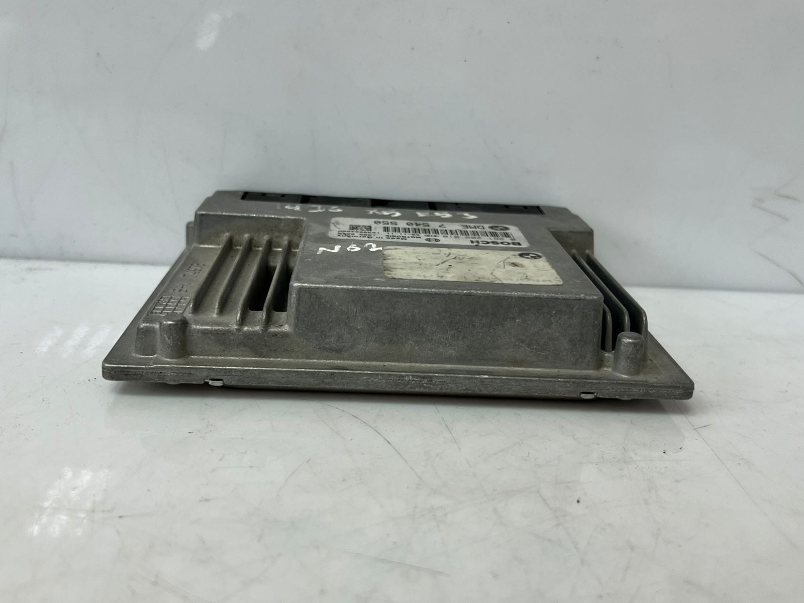 2004 BMW E53 N46 X5 435I Engine Control Module UNIT ECU ECM 0261209010 7540550
