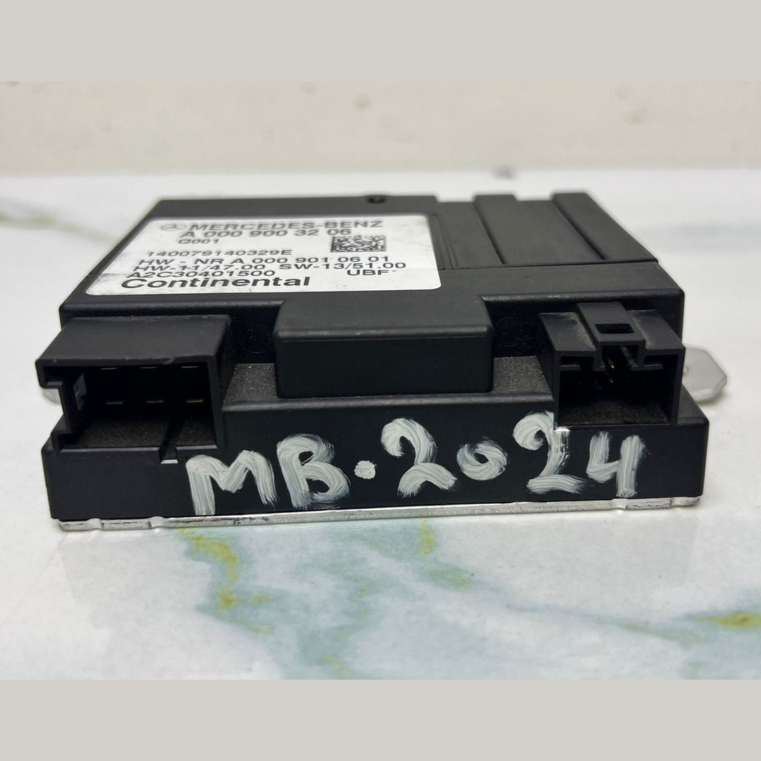 2015 Mercedes-Benz C400 Fuel Pump Control Module A 000 900 32 06 S-Class W222 C-