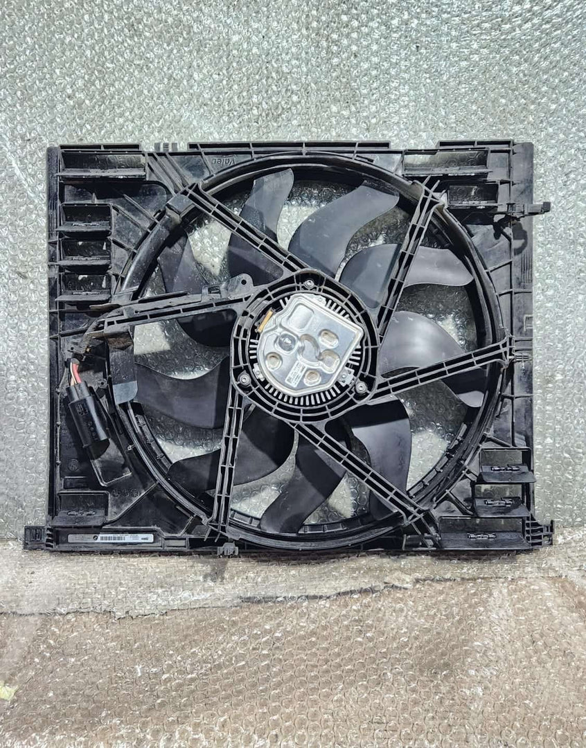 2023-2025 BMW i4 Radiator Cooling Fan 9886712 i4 G26 E-Drive 40M