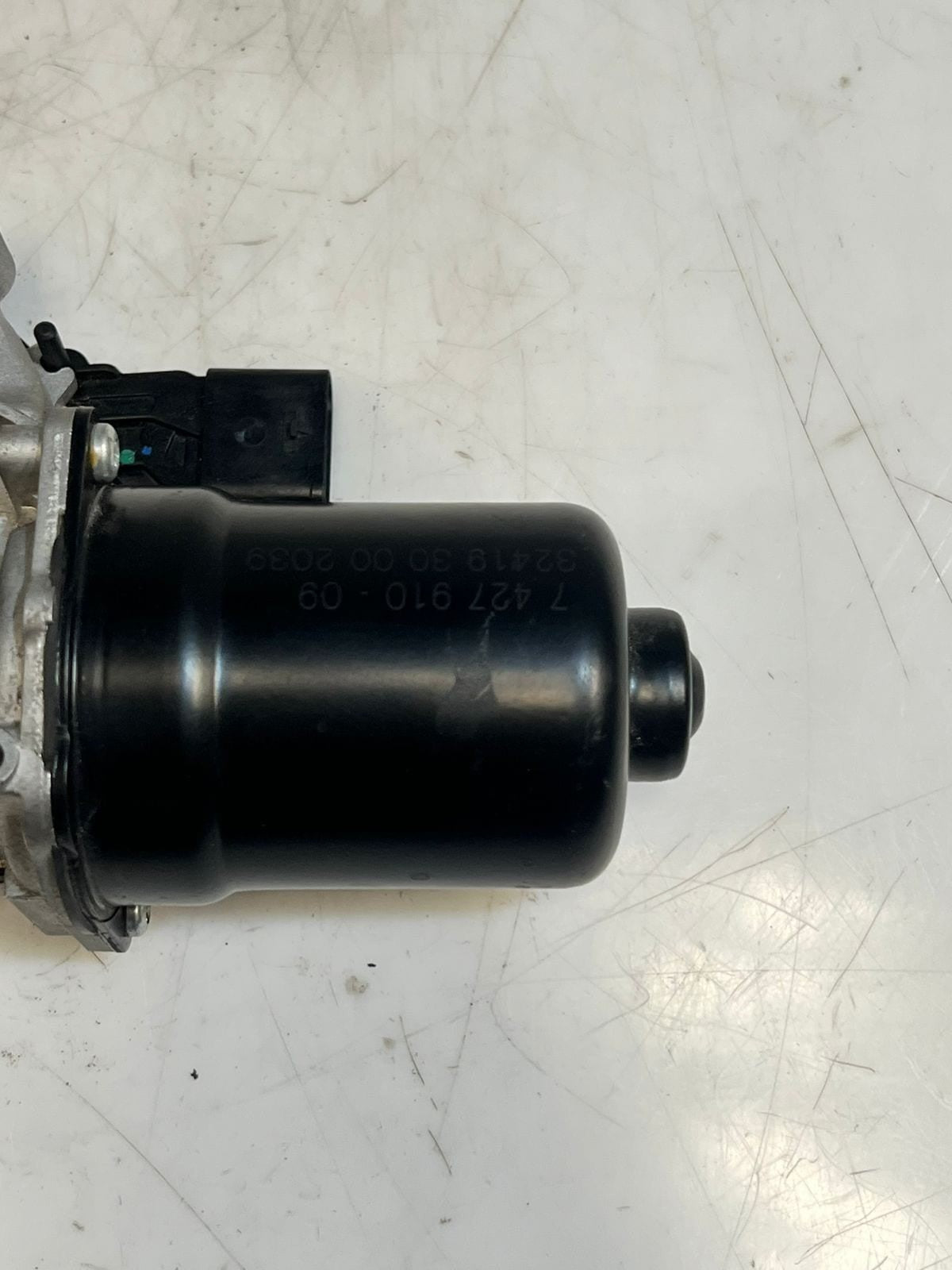 OEM BMW 3 SERIES G20 G26 RHD FRONT WIPER MOTOR & LINKAGE 7427910 OEM