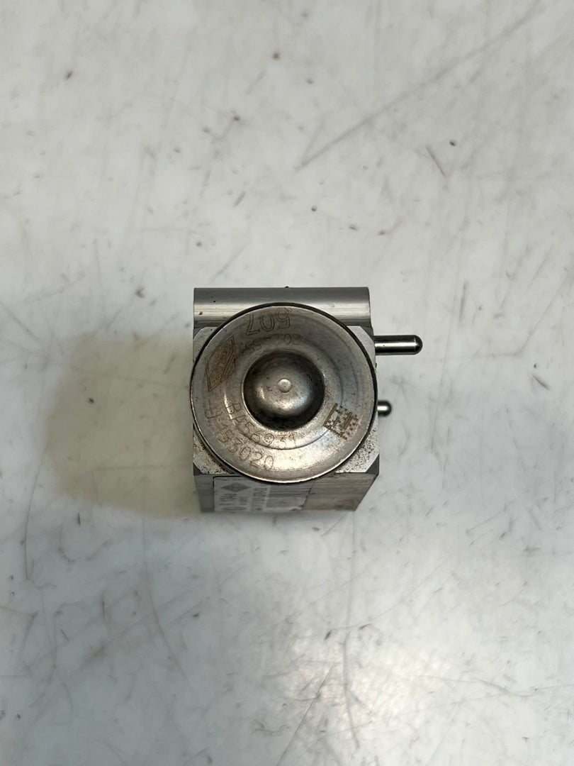 2007-2013 BMW X4 F25 F26 E81 E82 E87 E88 E90 E91 335i AC Expansion Valve 9226078