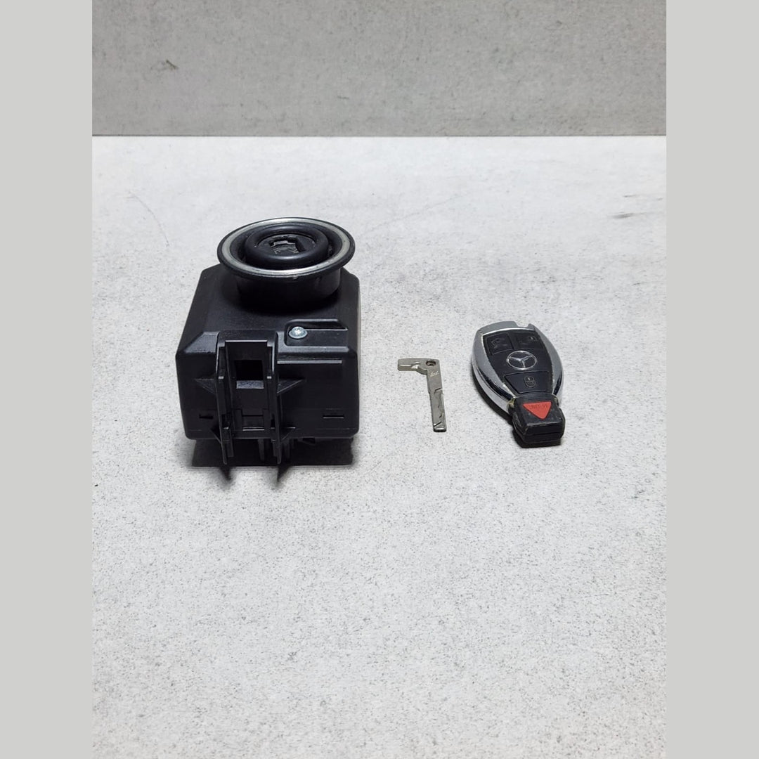2010-2014 Mercedes-Benz C250 Ignition Switch A2045451308 C Class W204