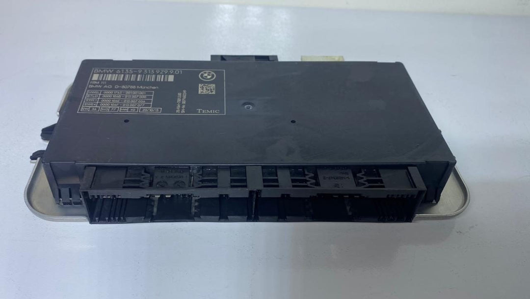 OEM BMW F10 5 Series 2014-2017 FOOTWELL LIGHT CONTROL MODULE FRM 9313929