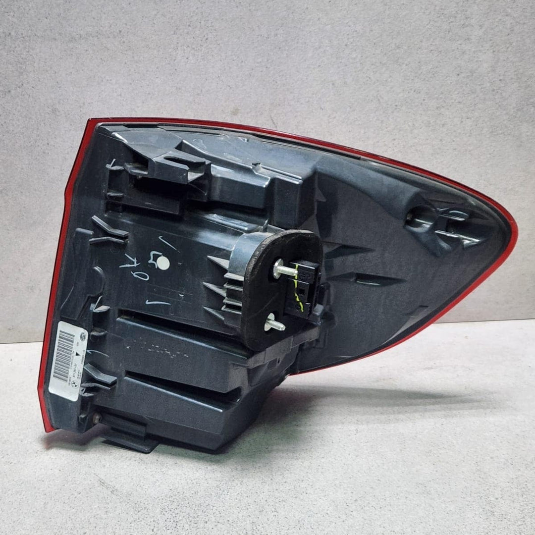 2013-2018 BMW X5 F15 Outer Tail Light 7290099 X5 F15 F85