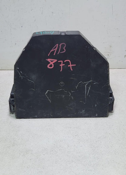 2011-2012 Mercedes-Benz C180 Fuse Box Control Module A2129004611 W204 C-Class 