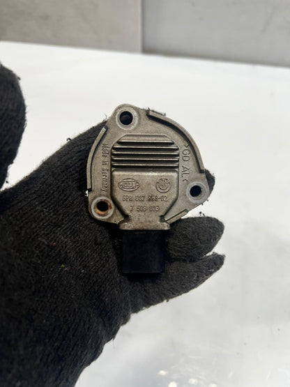 BMW E38 E39 E46 E53 E60 E61 E81 E82 E87 N47 Diesel Sump Oil Level Sensor 7508003