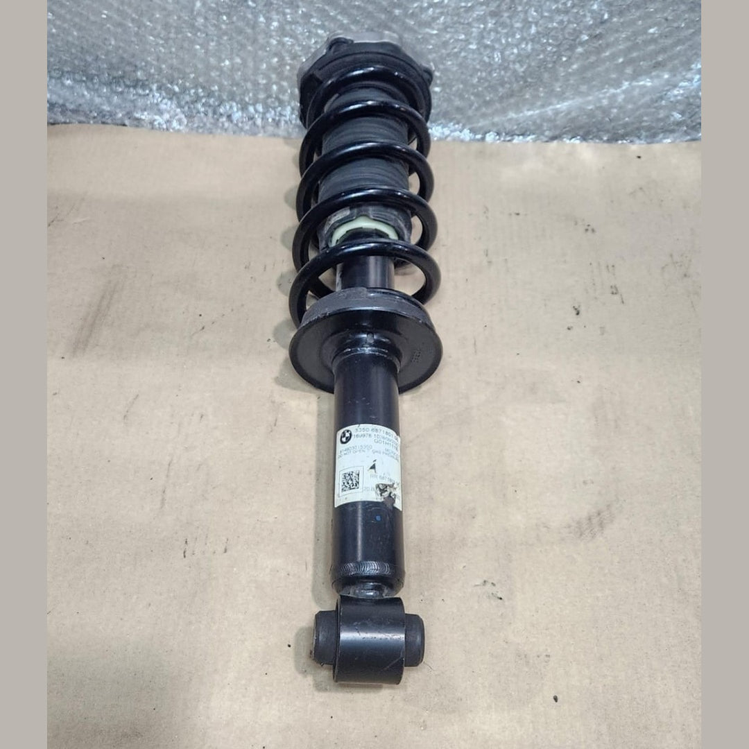 2018-2022 BMW X3 Rear LEFT Shock Absorber 6871801 X3 G01 and X4 G02