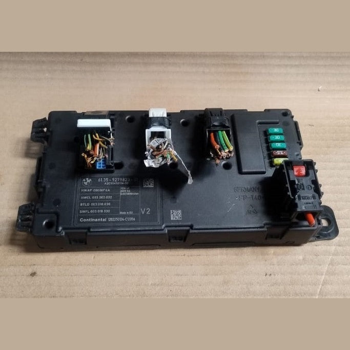 BMW 2 3 Series F20 F30  REM Rear Electronic Module Fuse Box Control Unit 9279823