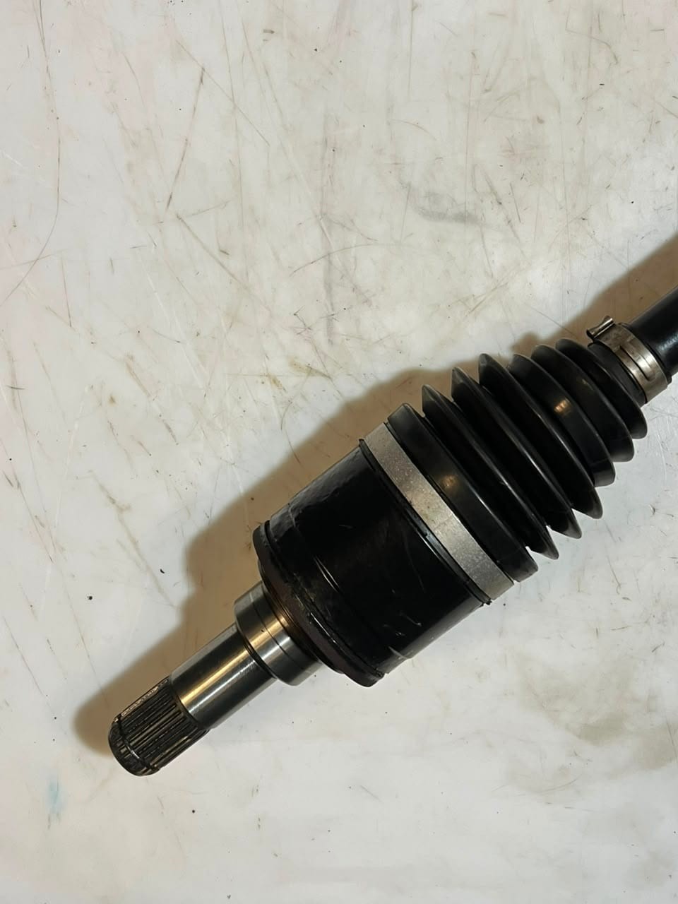 2011 BMW 3' 4' F30 F31 F34 F32 F33 F36 LCI LEFT Rear Axle Drive Shaft 7637445 