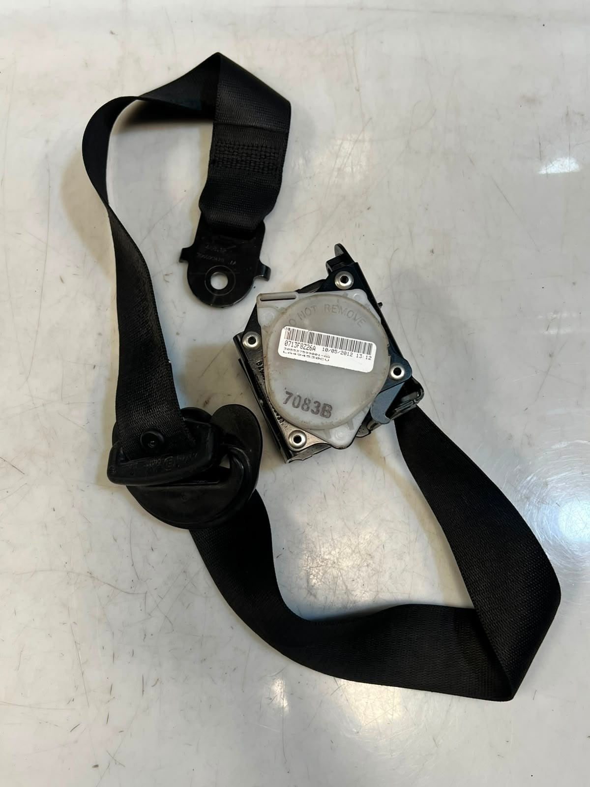 2010-2017 BMW X3 F25 and X6 E71 Front Right Seatbelt 30577122 OEM