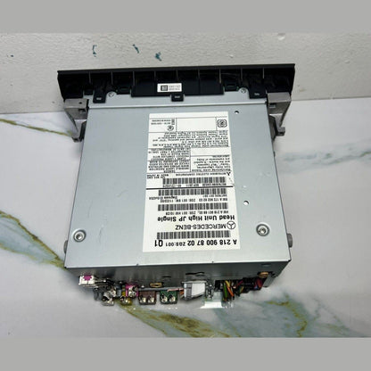 Mercedes-Benz w218 Radio Audio Head Unit CD Player  A 218 900 87 02 OEM