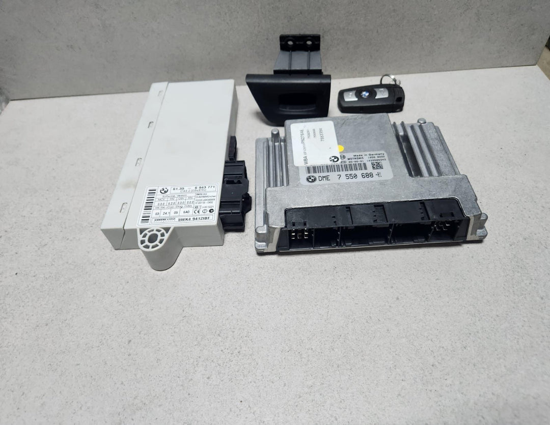 BMW Engine Control Unit 7550688 E81 E87 116i  N45 ECU SET 