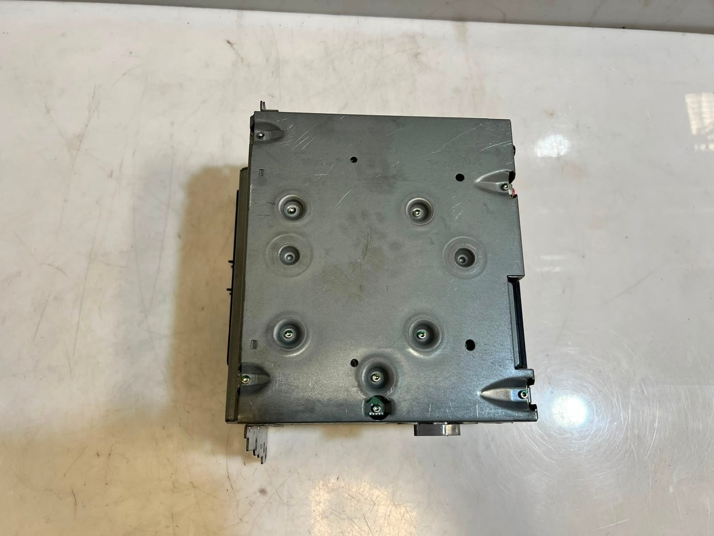 BMW F01 F02 F04 F10 F11 Navigation Head Unit Cic Idrive Professional 9239158 