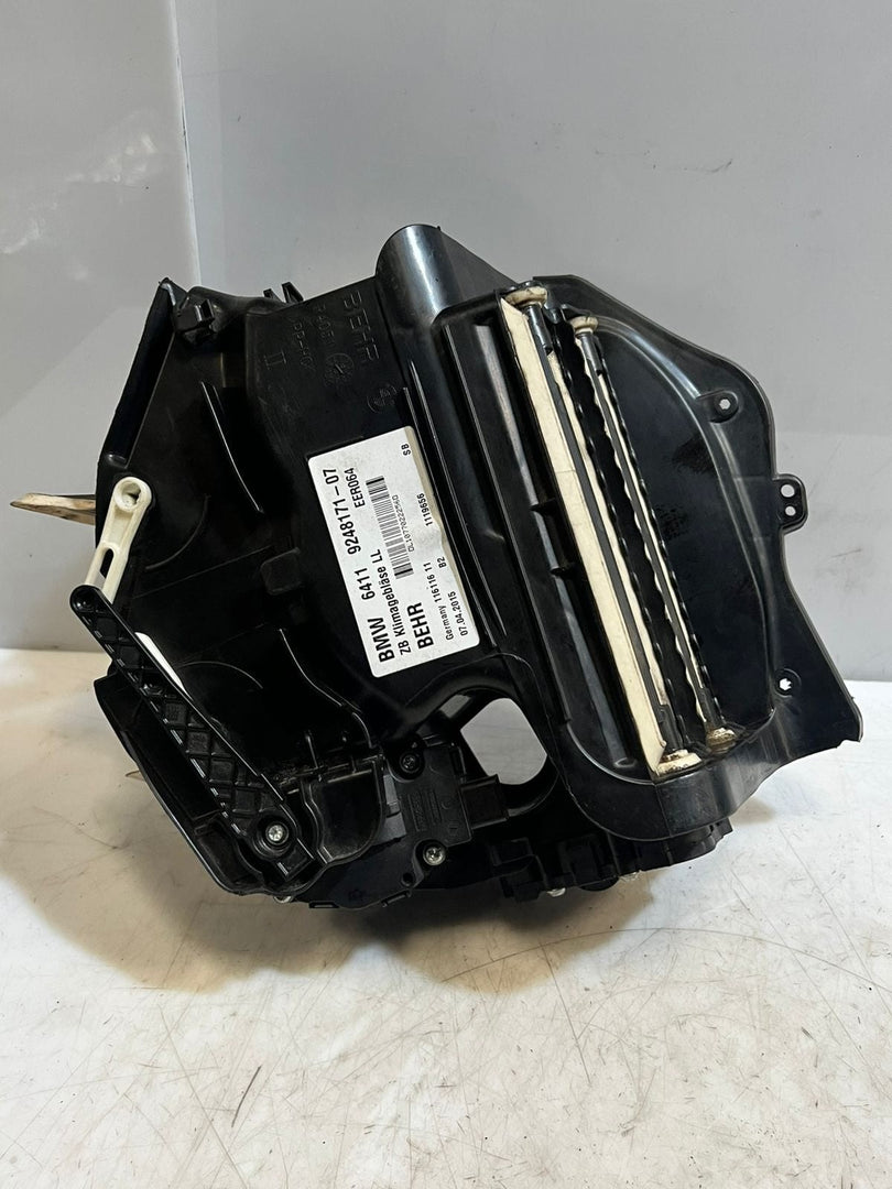 BMW 5 6 7 Series F01 F06 F07 F10 F11 F12 F13 F18 Heater Blower Motor 9248171