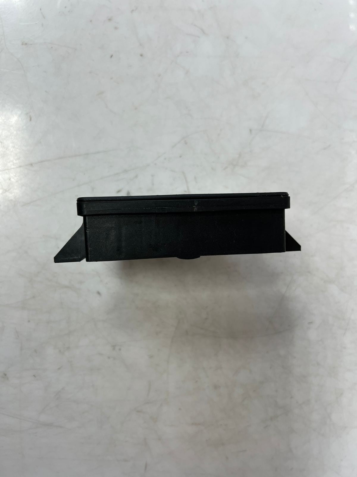 2011-2015 BMW F10 5' F25 535i 550i 650i Parking Brake Control Module 6858017 OEM