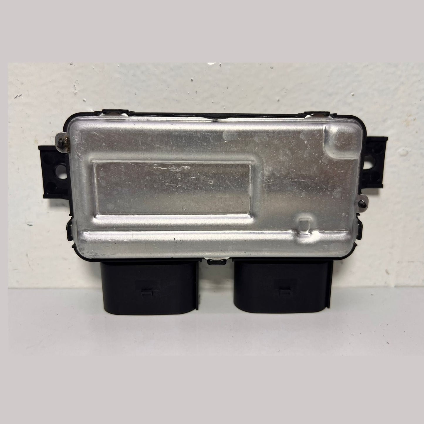 Mercedes-Benz Fuel Pump Driver Module A 000 9008214