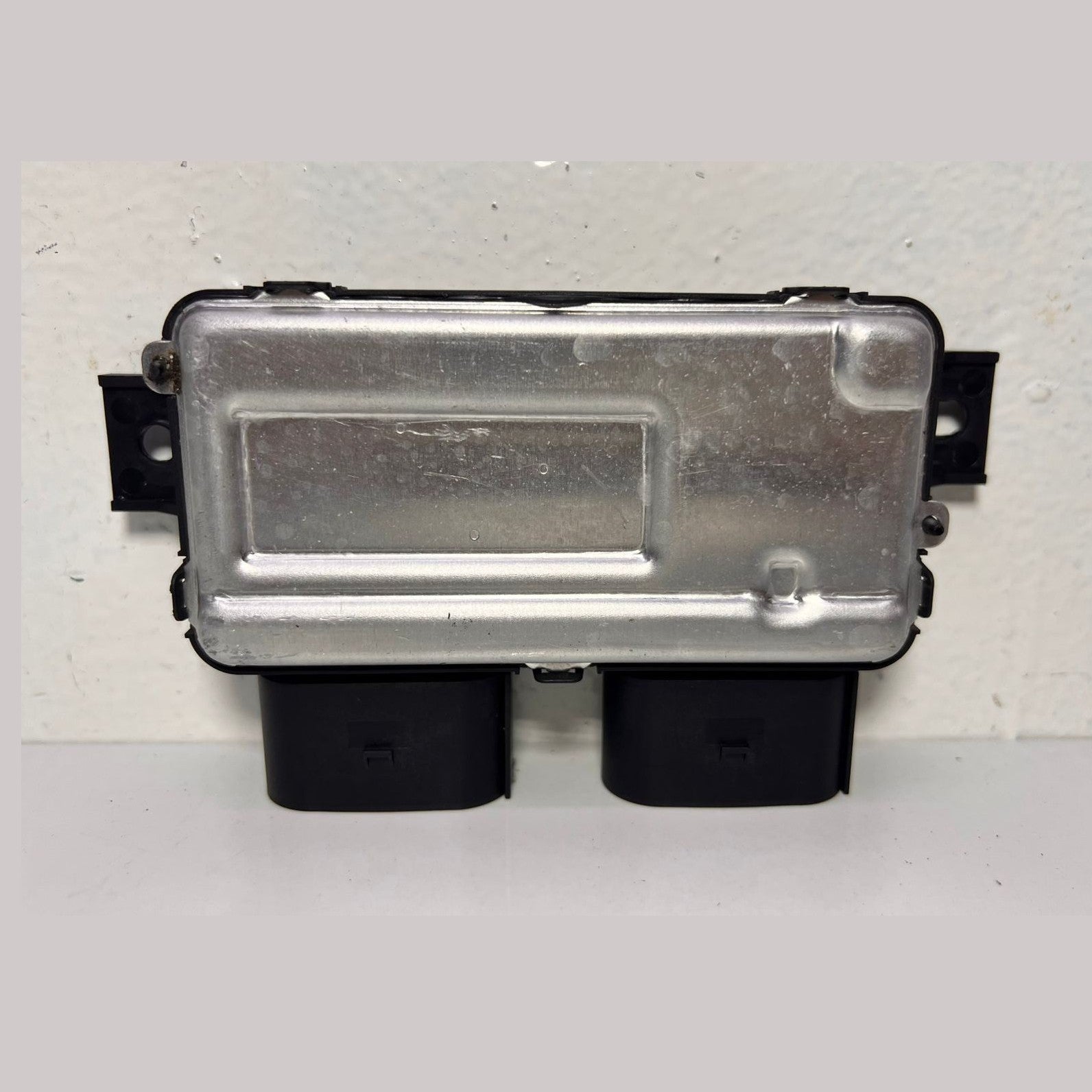 Mercedes-Benz Fuel Pump Driver Module A 000 9008214