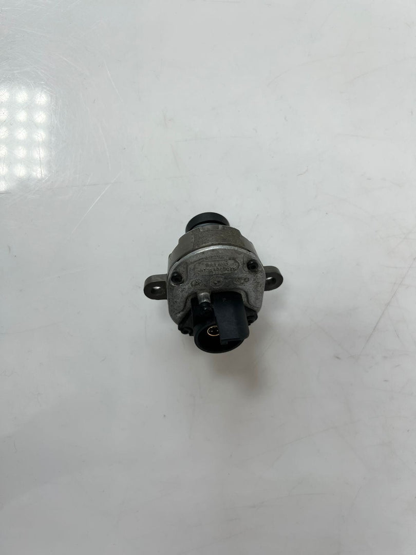 BMW 5' 7' E70, E71, F25, F03, F11, and F31 Top View Camera 9216285 OEM