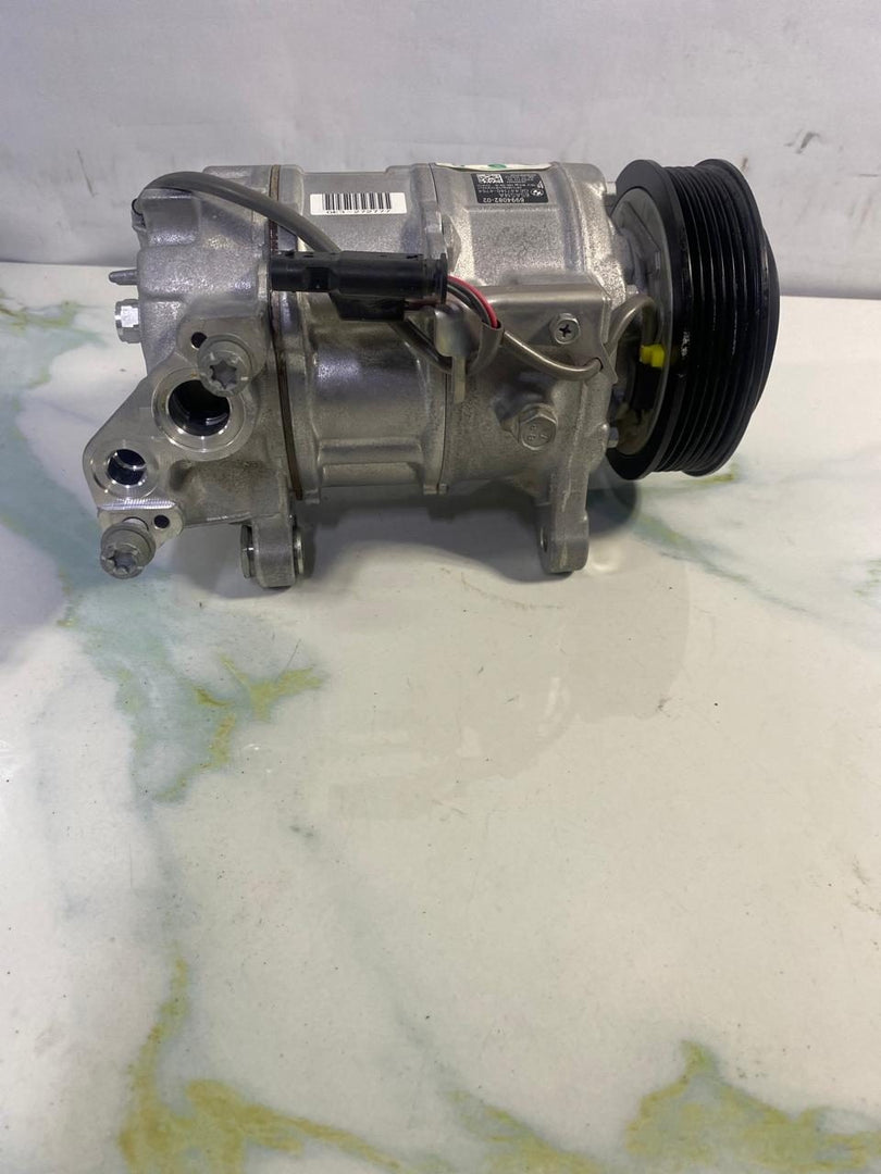 2019-2021 BMW 330i AC Compressor 6994082 for BMW 3 Series 330i, X3 M40i G01, X4