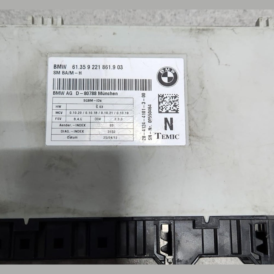 2007-2013 BMW 328i Front Seat Control Module 9221861  335i  X1  X5 X6  and Z4