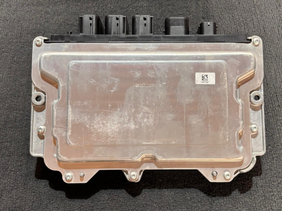 BMW BASIC CONTROL UNIT DME MEVD 018104 2' F45 MINI F54 F55 F56 F57 - 8673163