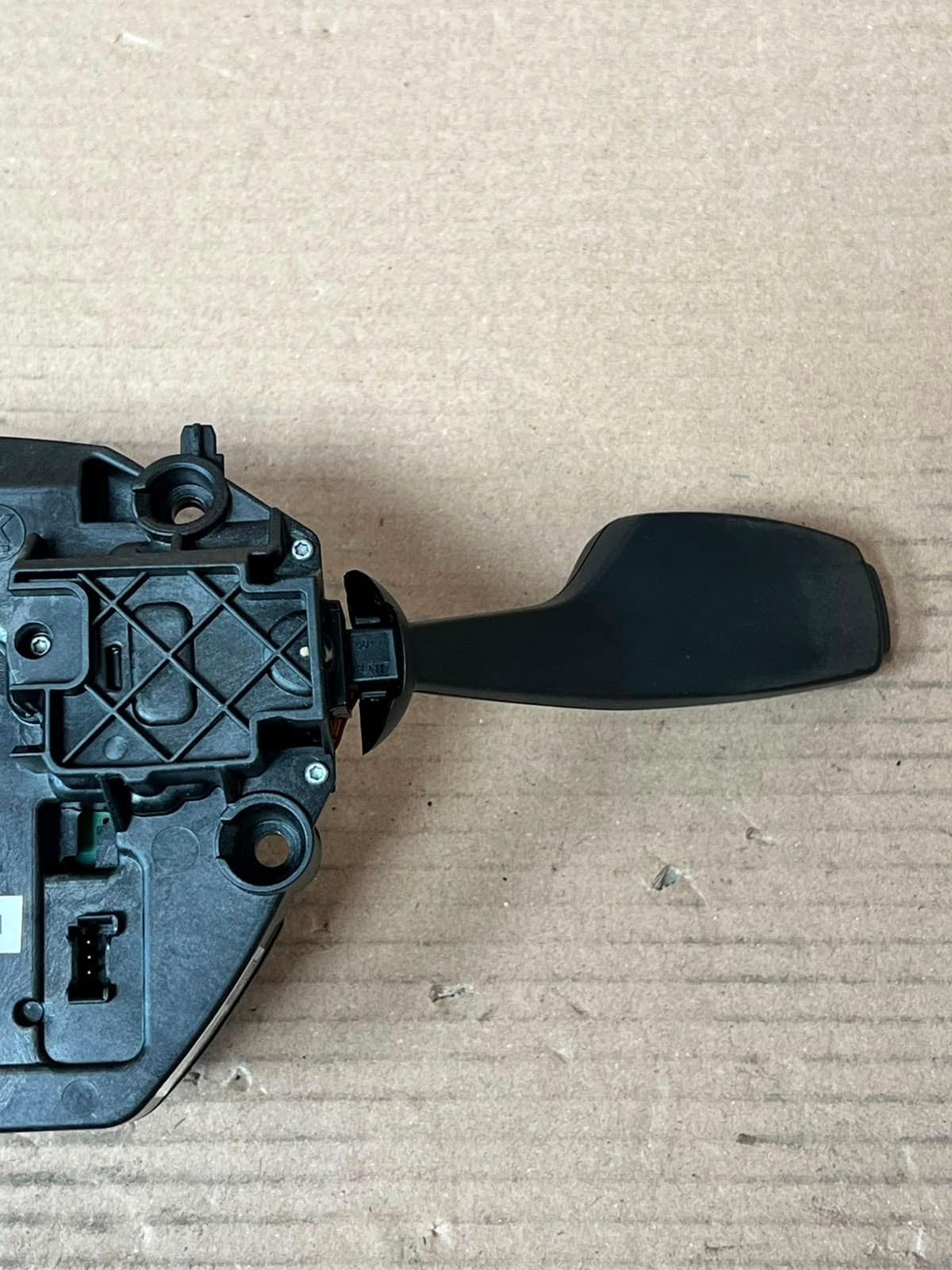 BMW 3' F30, F31, F35 F80 328i Wiper Turn Signal Indicator Stalk/Switch 9253746