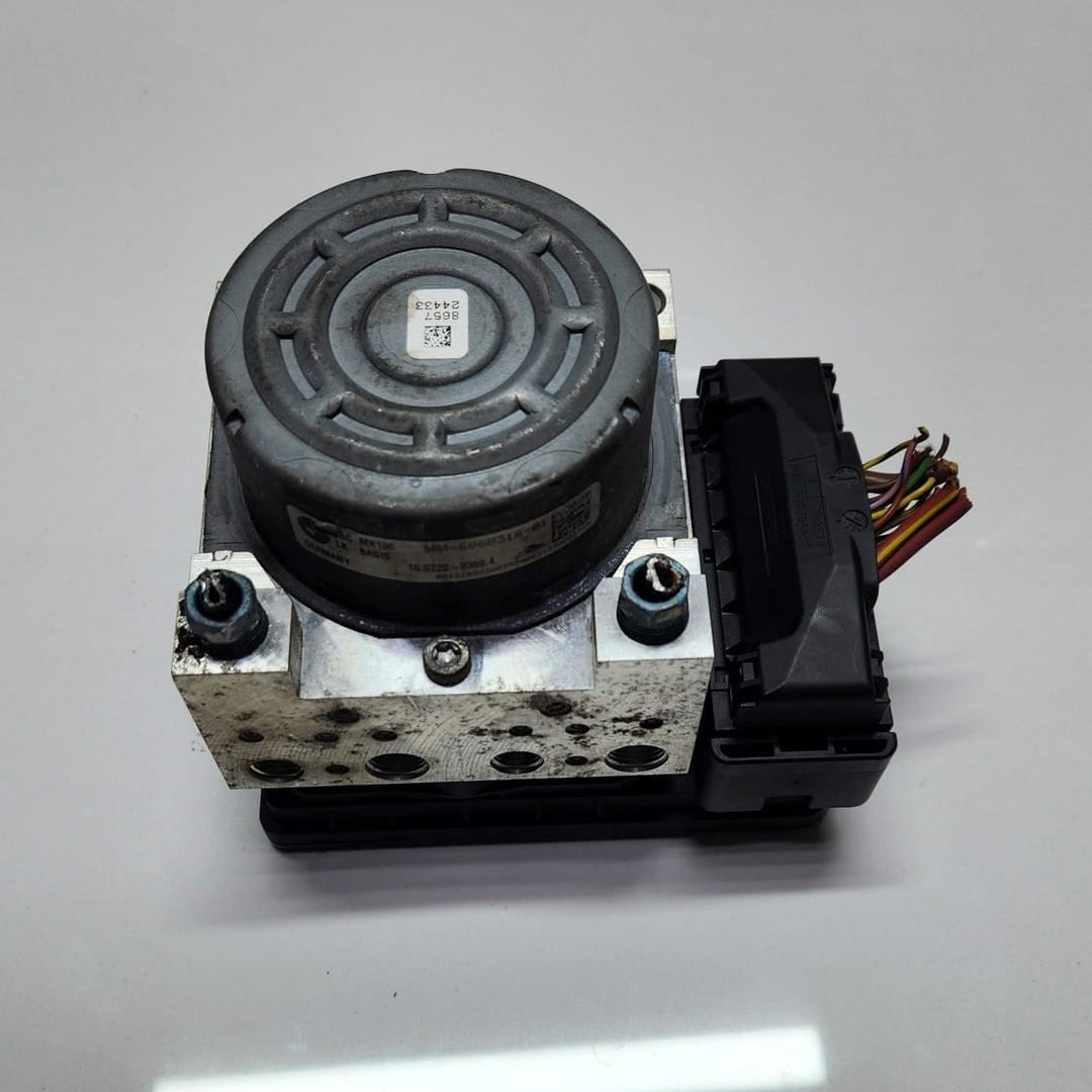 2014-2018 BMW 320i ABS Pump Control Unit 6868319 1 Series OEM