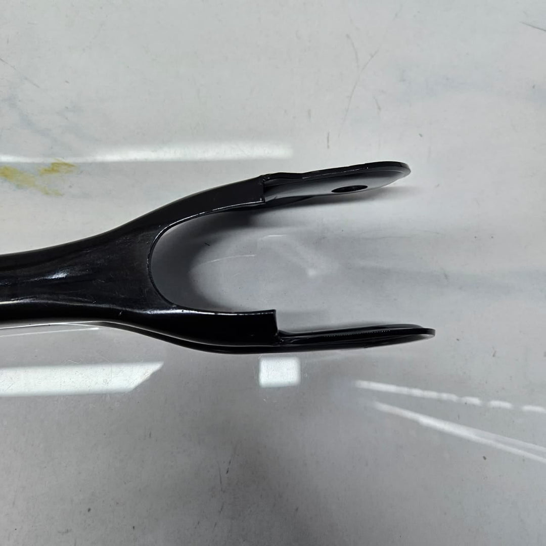 BMW 5 6 7 Series G30 G31 G14 G11 Trailing Arm Rubber Mount Rear Rubber 6893528