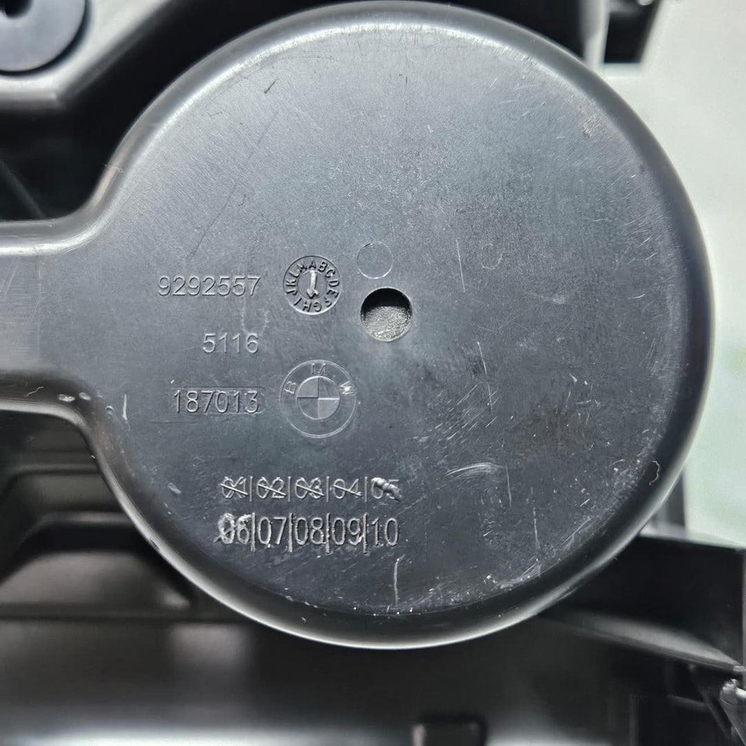 OEM 2016 BMW X1 F48 X2 F39Centre Console Cup Holder 9292557 