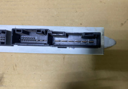 2004-2005 BMW 745i Door Control Module 6964141 7 Series E65 E66