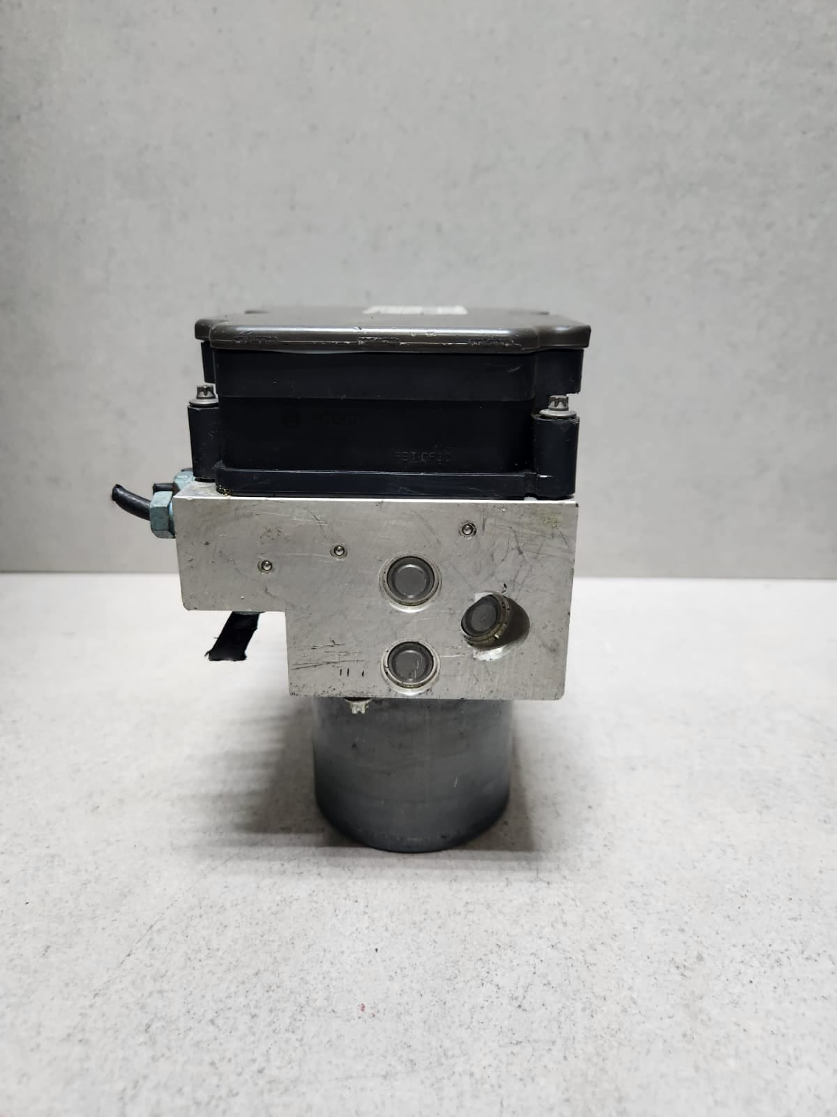 2014-2018 BMW X5 Abs Pump Module 6870759 X5 and X6 F15 F16