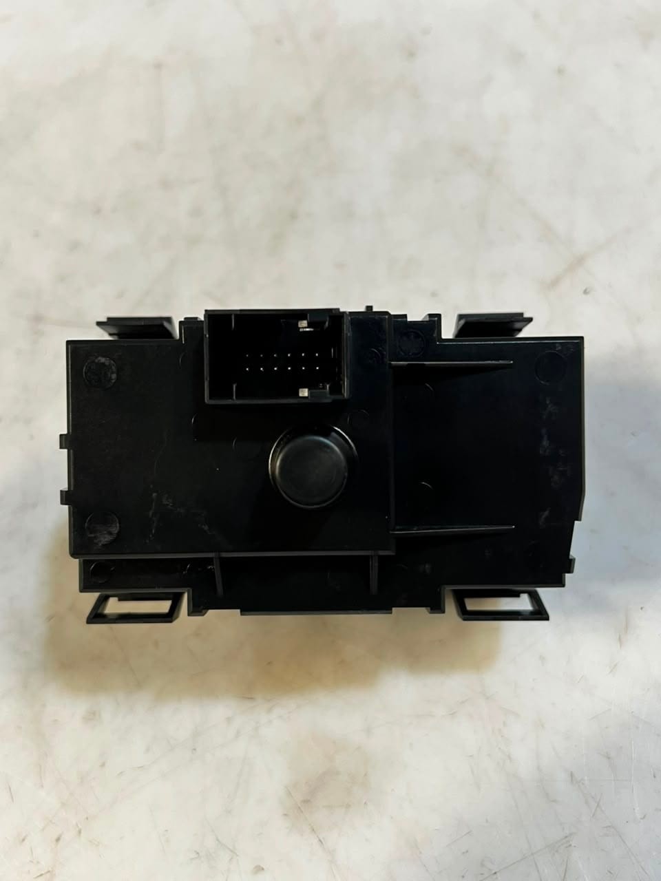 2007-2013 BMW  3 Series E90 and E91 328i Headlight Switch 9169404 OEM