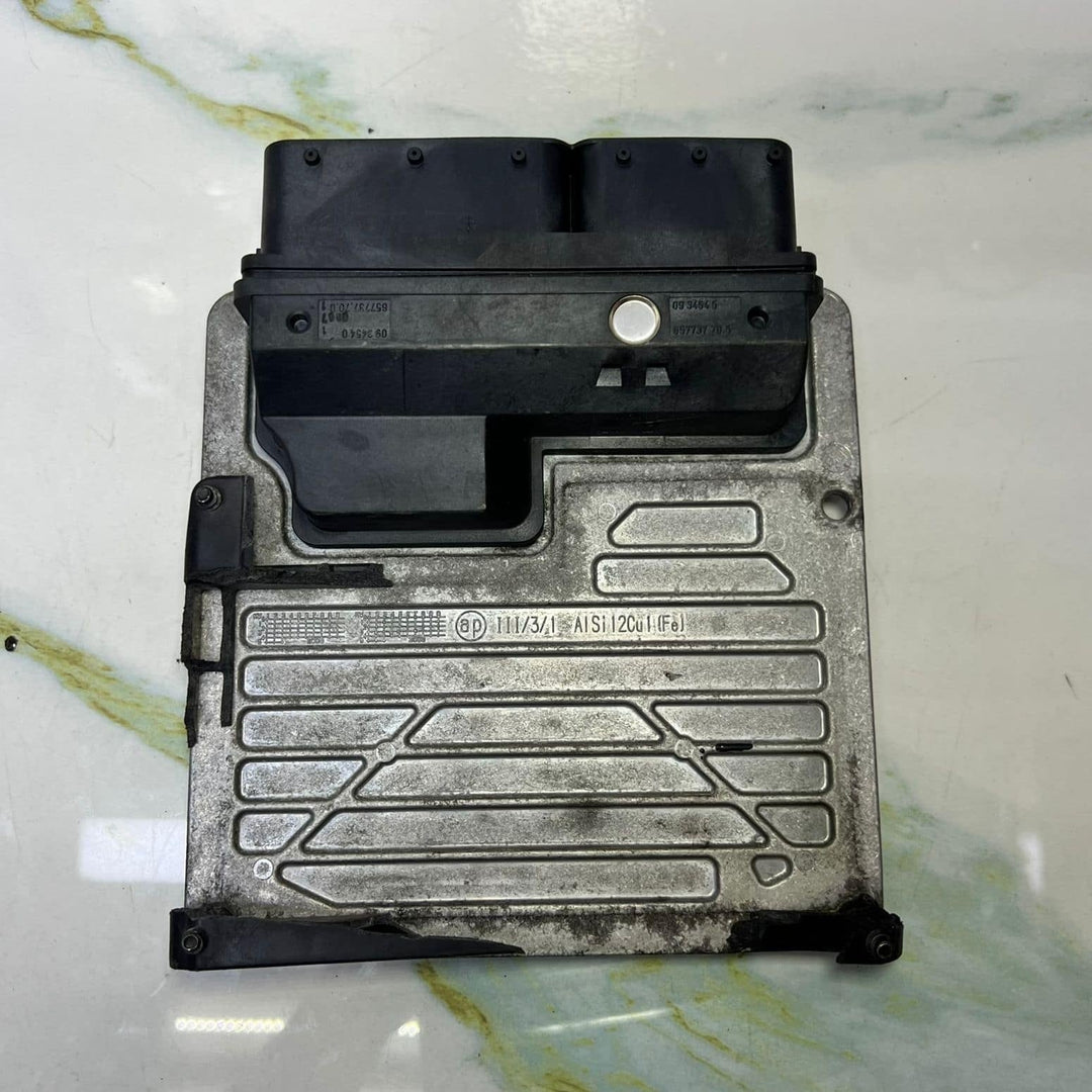 Mercedes Engine Control Unit A2711535291  C-Class W203 C180
