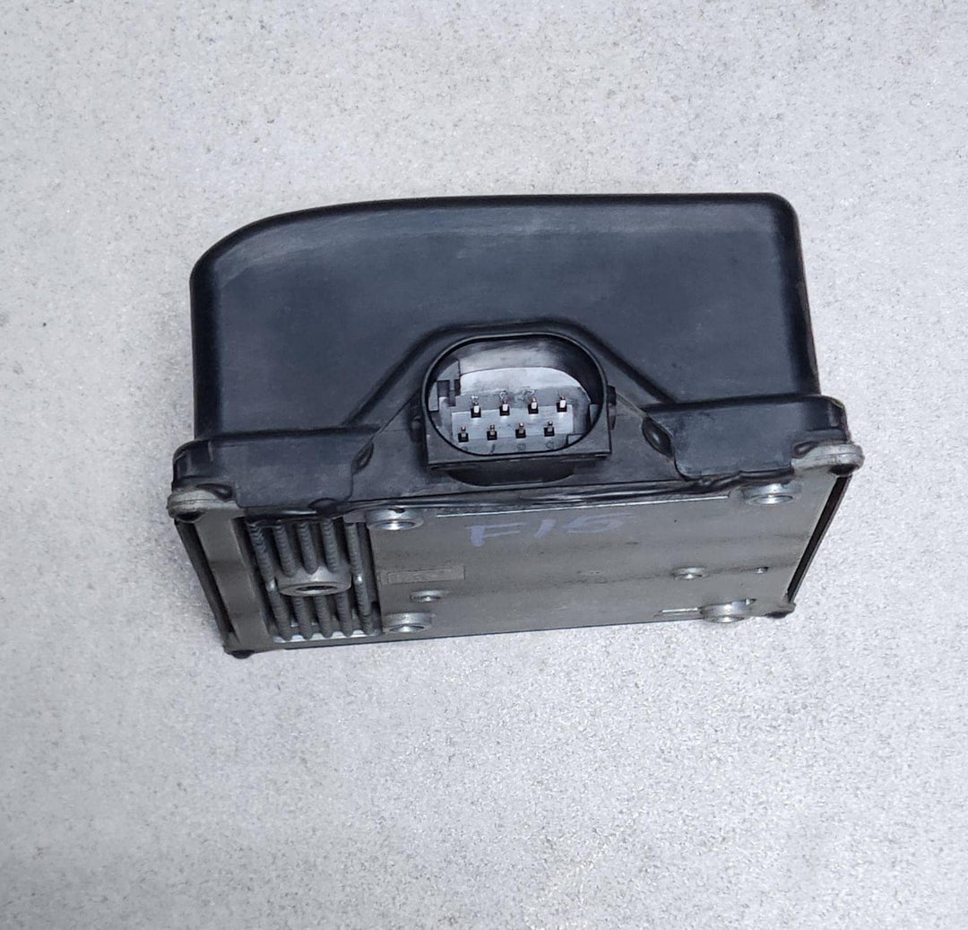 BMW Adaptive Cruise Control Radar Sensor 6865789 F30 F32 F34 F36 and X5 F15 OEM