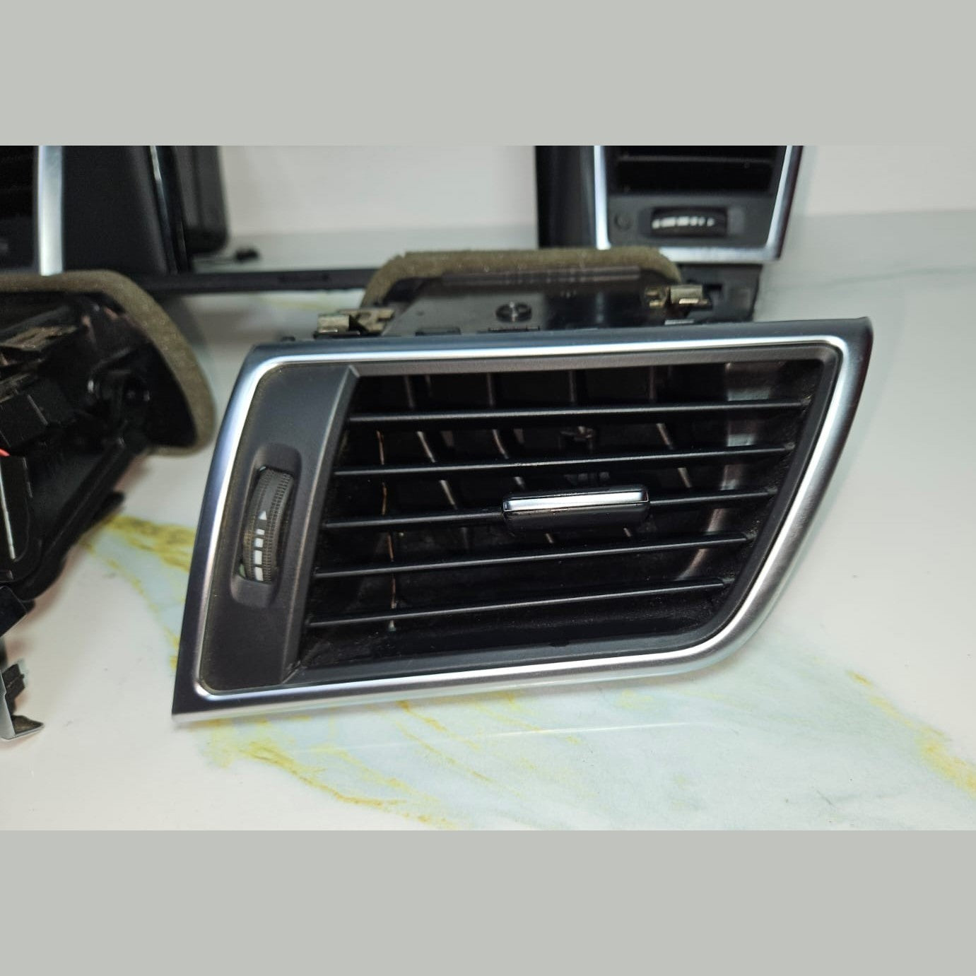 12-16 Mercedes W166 Dash Dashboard Center \ Left & Right A/C Air Bezel Trim Set