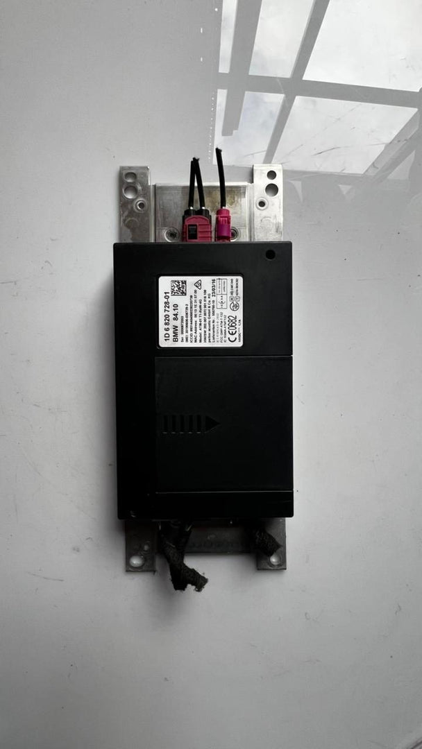 BMW Telematic Control Module 1D6820728-01 6 Series DBA-6A30
