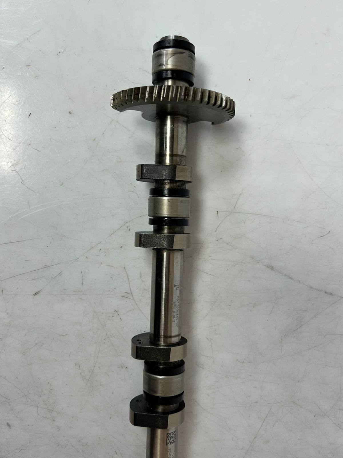 2012-2016 BMW M5 F06, F10, F12, F13, F15, F16, F85 Eccentric Shaft 7604865 OEM