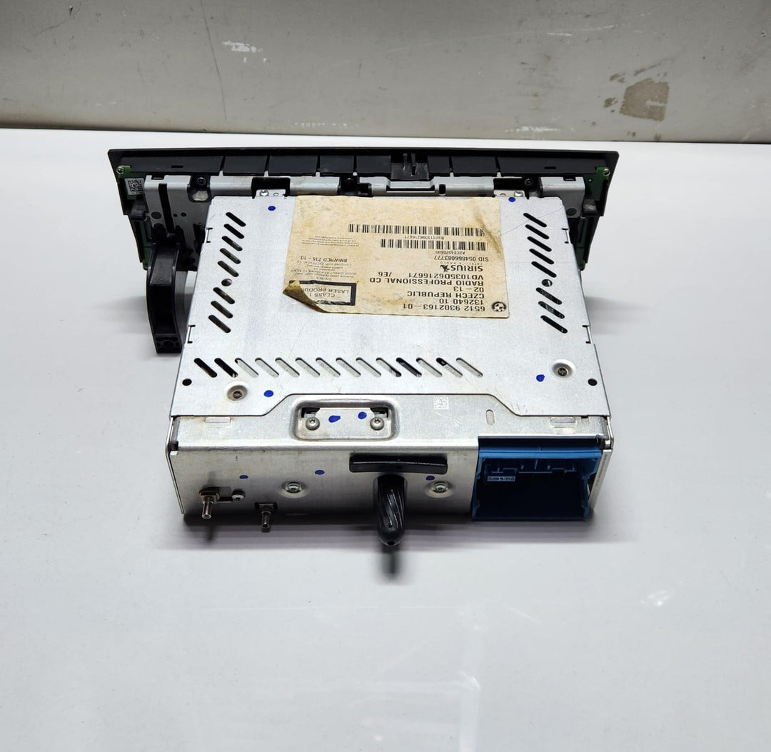 2012-2015 BMW X1 Radio CD Player Head Unit 9302163 X1 E84 OEM